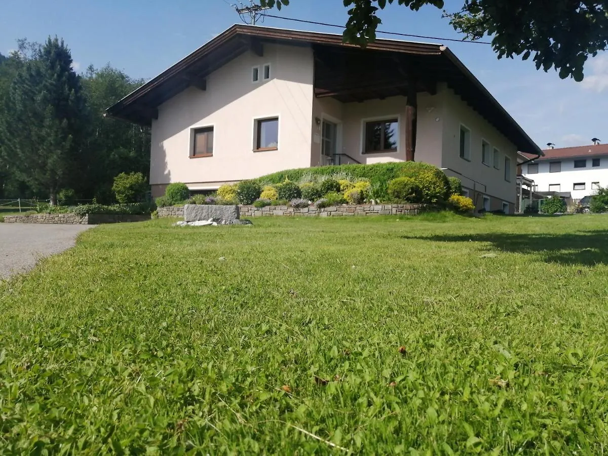 Apartmenthaus Paradise Innsbruck 0*,